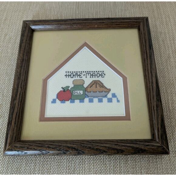 Vintage Handmade Finished Cross Stitch in Frame "Homemade" Kitchen Theme 7" X 7" - Picture 1 of 5